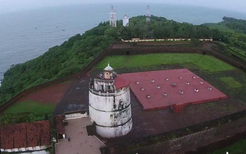 Fort Aguada ( Sinquerim - Goa )