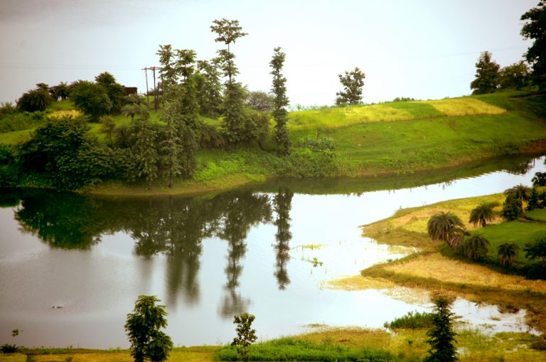 Dudhani Lake